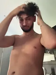 Gipsyboysteve — webcam model online on stripchat