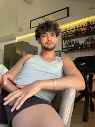 Gipsyboysteve — webcam model online on stripchat