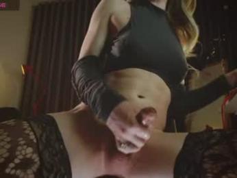 eva_quagmire — webcam model online on chaturbate