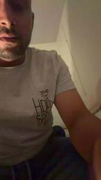 moreno2323_sexy — webcam model online on cam4