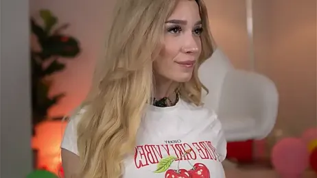 SvveetLuna — Stripchat stream photo (May 2026)