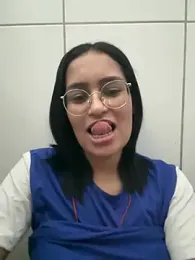 saffadinhaa — Stripchat stream photo (Sep 2026)
