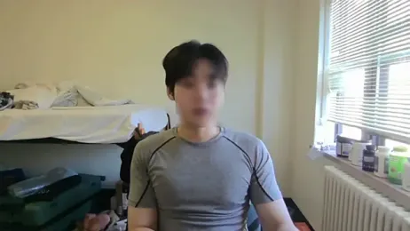 hoon025 — webcam model online on stripchat