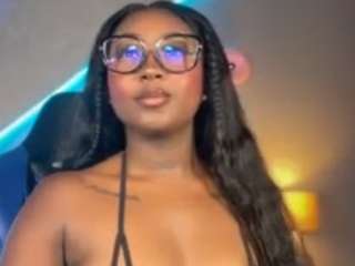 kishalove — webcam model online on camsoda