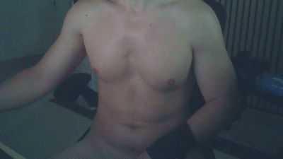 chicojovenes — webcam model online on cam4