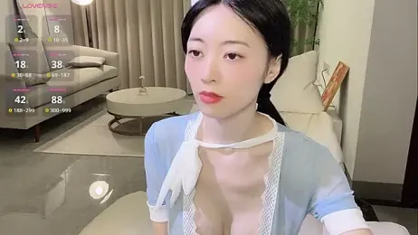 kulomiyee — Stripchat stream photo (May 2026)