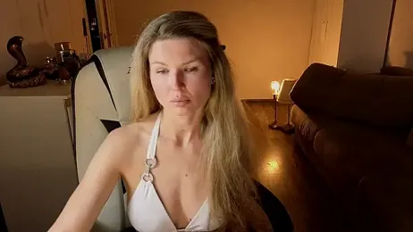 AngelMiaM — Stripchat stream photo (May 2026)
