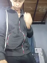 God_Eros_23cm — webcam model online on stripchat