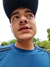 attractive-sexx — Stripchat stream photo (Apr 2026)