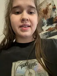 HornyGirlH — Stripchat stream photo (May 2026)