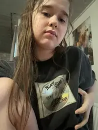 HornyGirlH — Stripchat stream photo (May 2026)