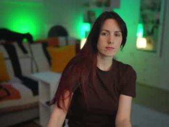 _blackbee_ — webcam model online on chaturbate