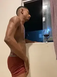 Guzdick — webcam model online on stripchat