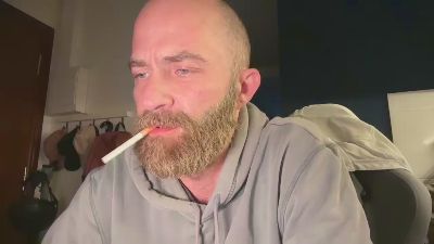 alroca82 — Cam4 stream photo (May 2026)