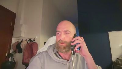 alroca82 — Cam4 stream photo (May 2026)