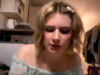 AideWaddick — webcam model online on bongacams