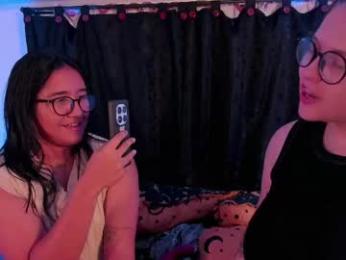 electricnightsxxx — webcam model online on chaturbate