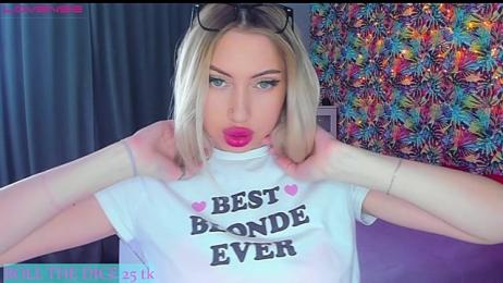 MellyHiz — Stripchat stream photo (May 2023)