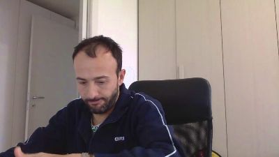 hhombres — webcam model online on cam4