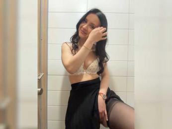 EvaRoughe — webcam model online on bongacams