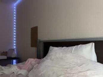 tiffanyy9 — Chaturbate stream photo (Jul 2026)
