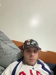 mendonca_4m — Stripchat stream photo (Apr 2026)