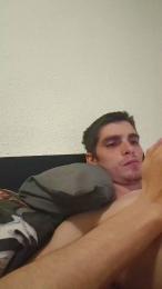 albertillo2 — Cam4 stream photo (May 2026)