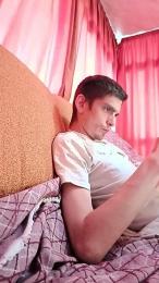 albertillo2 — Cam4 stream photo (May 2026)