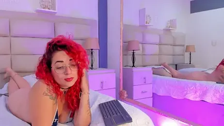 RoxanneStorm_ — Stripchat stream photo (Nov 2025)