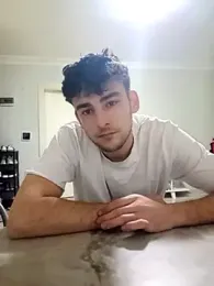 Yasinyasin7 — Stripchat stream photo (Apr 2026)