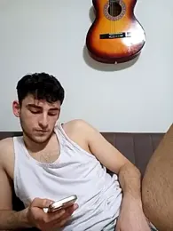 Yasinyasin7 — Stripchat stream photo (Apr 2026)