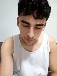 Yasinyasin7 — Stripchat stream photo (Apr 2026)