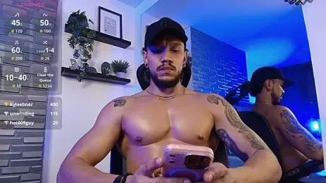 ARON_TAYLER01 — Stripchat stream photo (Oct 2026)