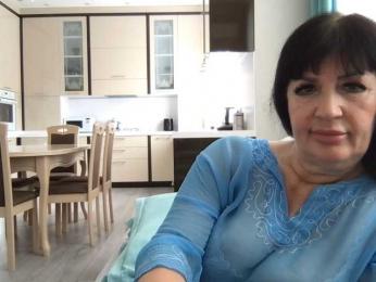 mmiissiiss1 — webcam model online on bongacams
