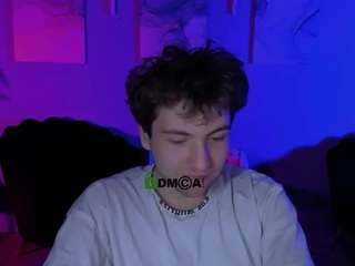 joseph-bear — webcam model online on camsoda
