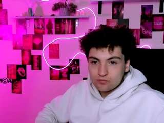 joseph-bear — webcam model online on camsoda