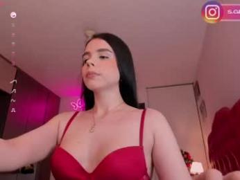 annaevans97 — webcam model online on chaturbate