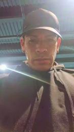 Leonsalvajexxx — Cam4 stream photo (Apr 2026)