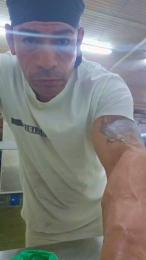 Leonsalvajexxx — Cam4 stream photo (Apr 2026)