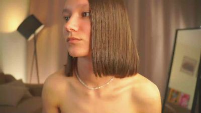 LynseyPickens — webcam model online on cam4