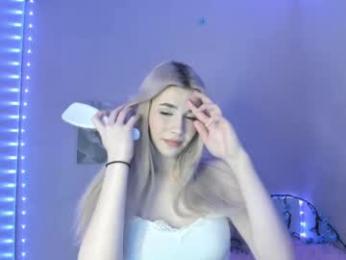 your_tender_doll — webcam model online on chaturbate