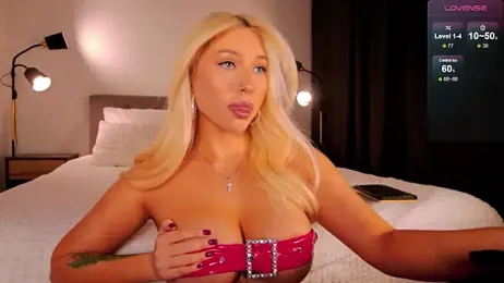 WOW-PeaCH-Girl — Stripchat stream photo (Apr 2026)