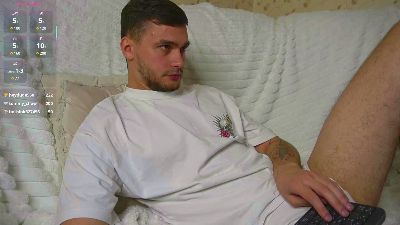 johnstoneisland — webcam model online on cam4