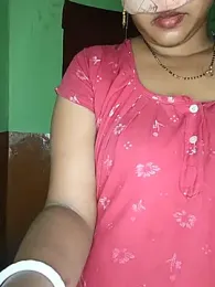 juhi06 — Stripchat stream photo (Sep 2026)