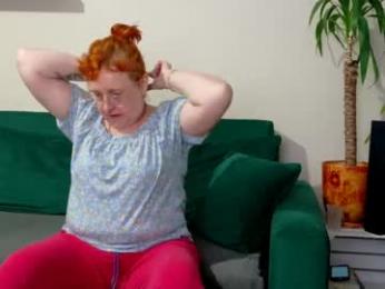 joannaandneighbour — Chaturbate stream photo (Apr 2026)