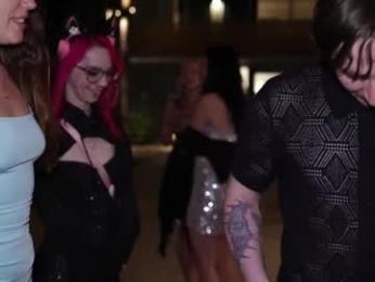 cb15 — Chaturbate stream photo (Apr 2026)