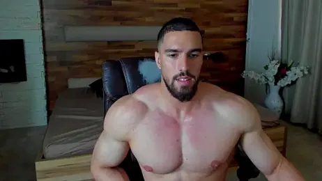 IvanHydee — webcam model online on stripchat