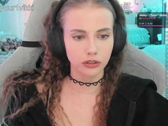 VikkiExtraCheese — bongacams