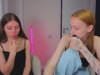 ihavepaws33 — webcam model online on chaturbate