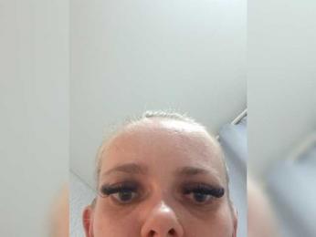 AstahichAlena — Bongacams stream photo (Apr 2026)